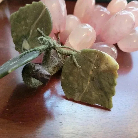 Vintage Mid-Century Rose Quartz Stone Grapes - Picture 3 of 5